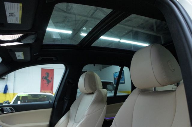 2022 BMW X5 1-Owner, Executive Pack, 21" Wheels - 22921577 - 38