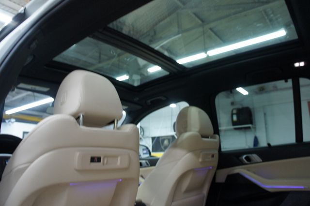 2022 BMW X5 1-Owner, Executive Pack, 21" Wheels - 22921577 - 5