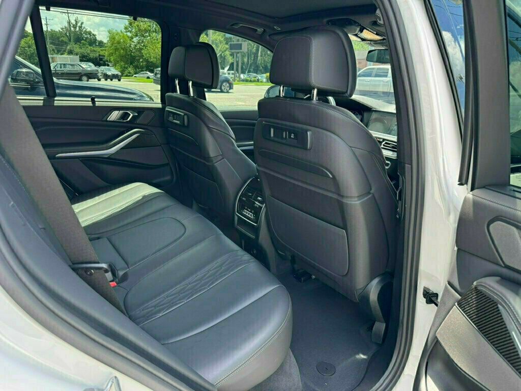 2022 Bmw X5 M50i photo 16