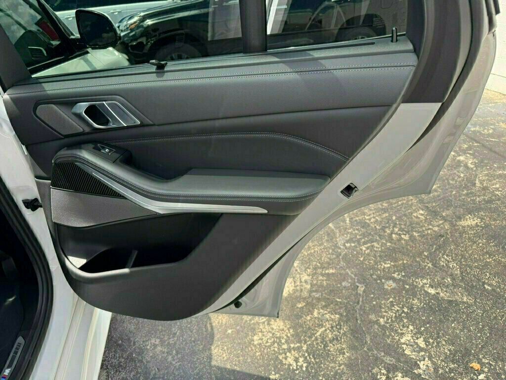 2022 Bmw X5 M50i photo 18