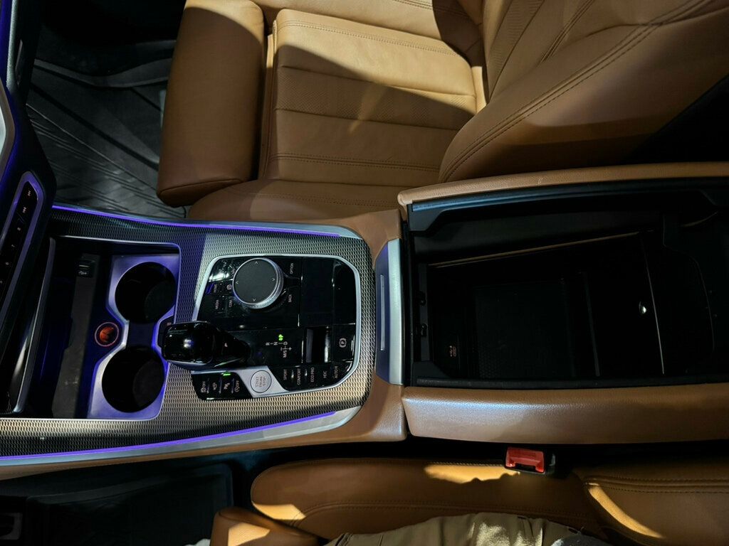 2022 BMW X5 M50i/PanoRoof/AmbientLighting/RemoteStart/HeadUpDisplay/NAV - 22936716 - 16