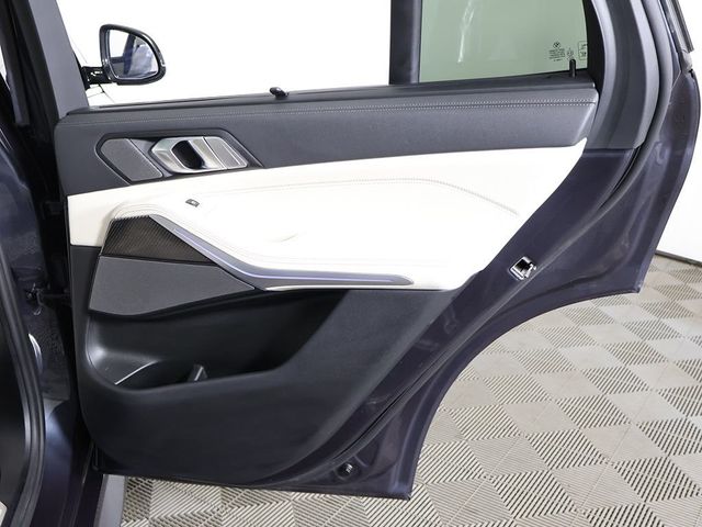 2022 BMW X5 M50i Sports Activity Vehicle - 23068994 - 31