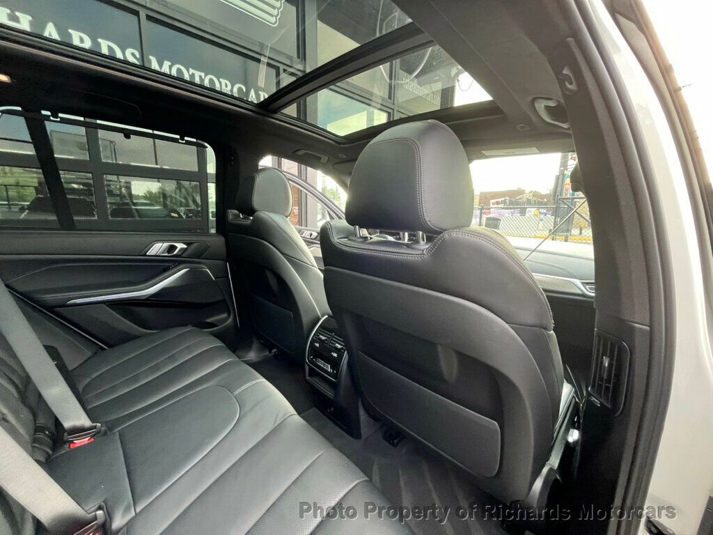 2022 Bmw X5 M50i photo 22