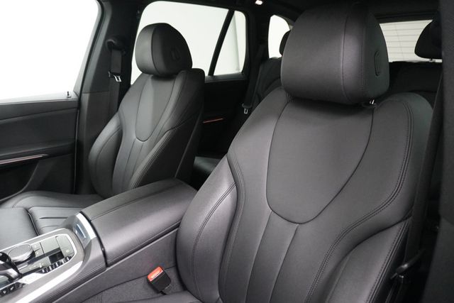 2022 BMW X5 sDrive40i Sports Activity Vehicle - 22948464 - 8
