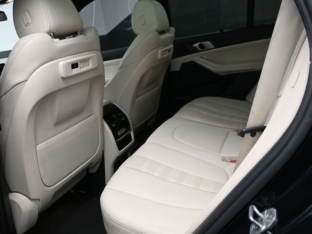 2022 BMW X5 sDrive40i Sports Activity Vehicle - 23051433 - 11