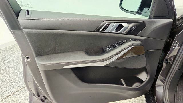 2022 BMW X5 xDrive40i SAV w/ Premium & Parking Assistance Pkgs + 20'' Wheels - 23016194 - 10