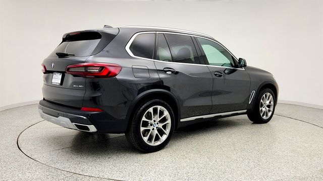2022 BMW X5 xDrive40i SAV w/ Premium & Parking Assistance Pkgs + 20'' Wheels - 23016194 - 4