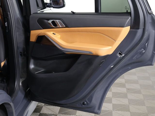 2022 BMW X5 xDrive40i Sports Activity Vehicle - 23063410 - 31