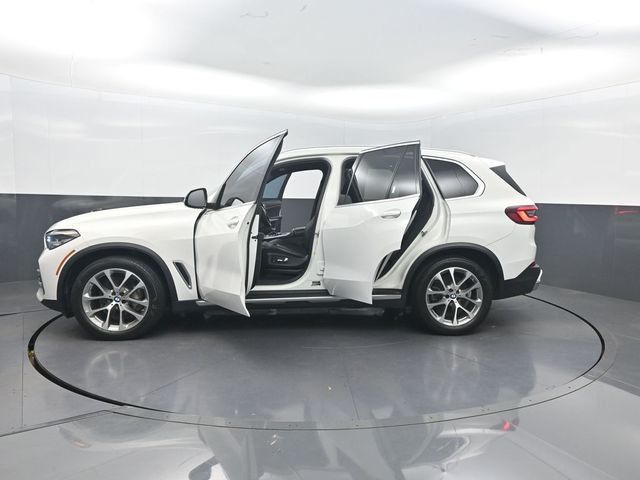 2022 BMW X5 xDrive40i Sports Activity Vehicle - 23050840 - 38