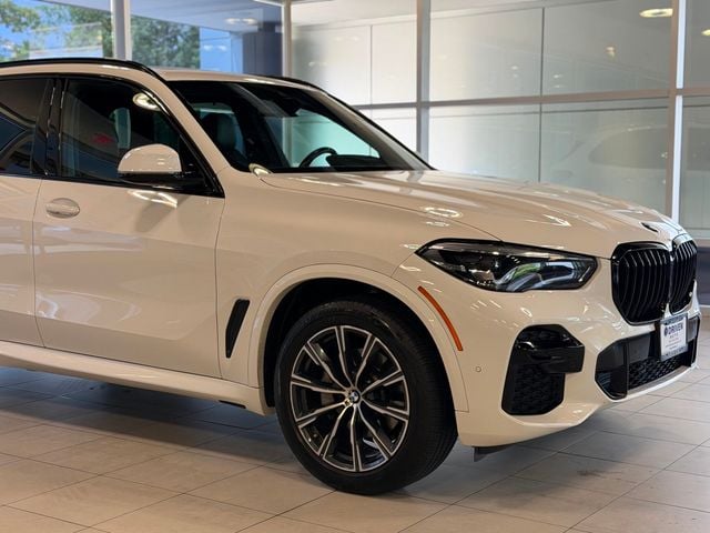 2022 BMW X5 xDrive40i's photo