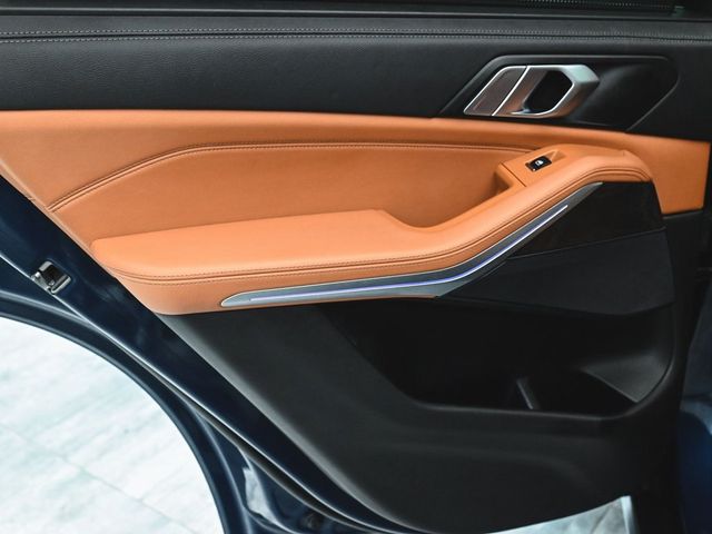 2022 BMW X5 xDrive45e - 22958561 - 13