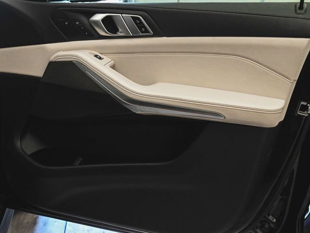 2022 BMW X5 xDrive45e - 22989906 - 9