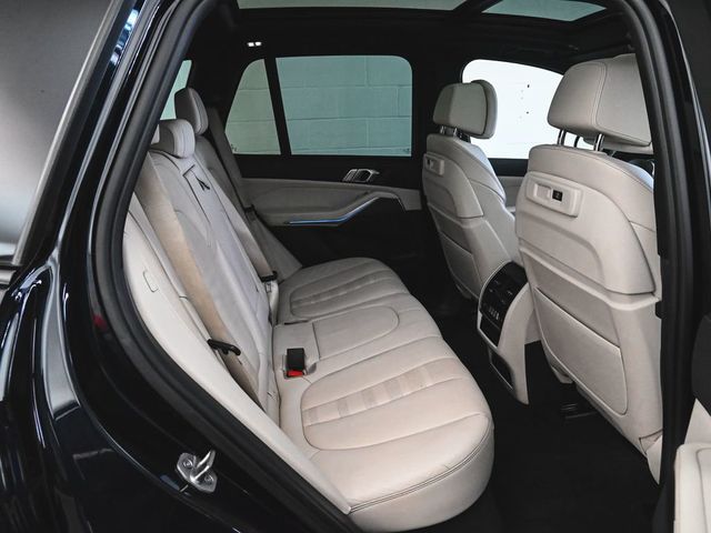 2022 BMW X5 xDrive45e - 22989906 - 32