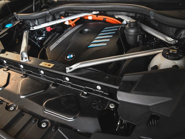 2022 BMW X5 xDrive45e - 22989906 - 38