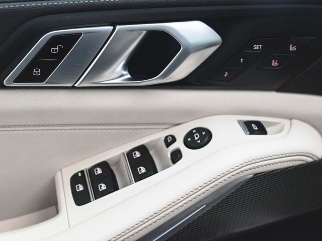 2022 BMW X5 xDrive45e - 22989906 - 8