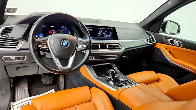 2022 BMW X5 xDrive45e Plug-In Hybrid w/ Vernasca Leather & Premium Pkg - 23063765 - 11