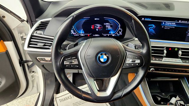 2022 BMW X5 xDrive45e Plug-In Hybrid w/ Vernasca Leather & Premium Pkg - 23063765 - 12