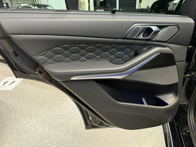 2022 BMW X5 M MSRP$121,190/Competition 2 Pkg/Drive Assist Pro Pkg/Blind Spot - 23055704 - 25