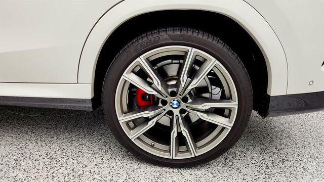 2022 BMW X6 M50i SAC w/ Executive & Parking Assistance Pkgs + 22'' Wheels - 22956535 - 8