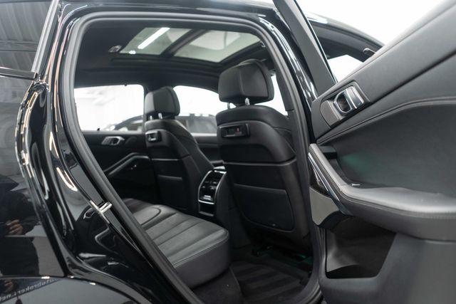 2022 BMW X6 M50i Sports Activity - 22941163 - 11