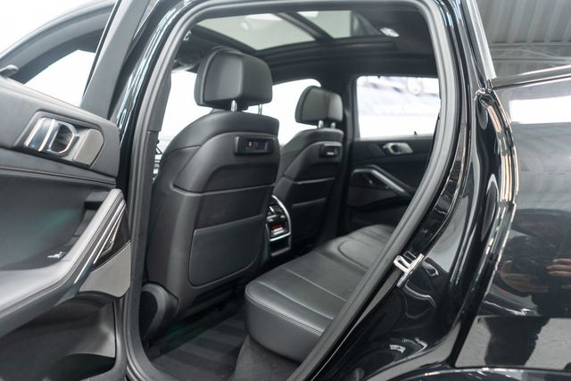 2022 BMW X6 M50i Sports Activity - 22941163 - 44