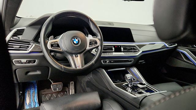 2022 BMW X6 M50i w/ Executive Package, Ext. Merino Leather and 22'' Wheels - 22956535 - 12