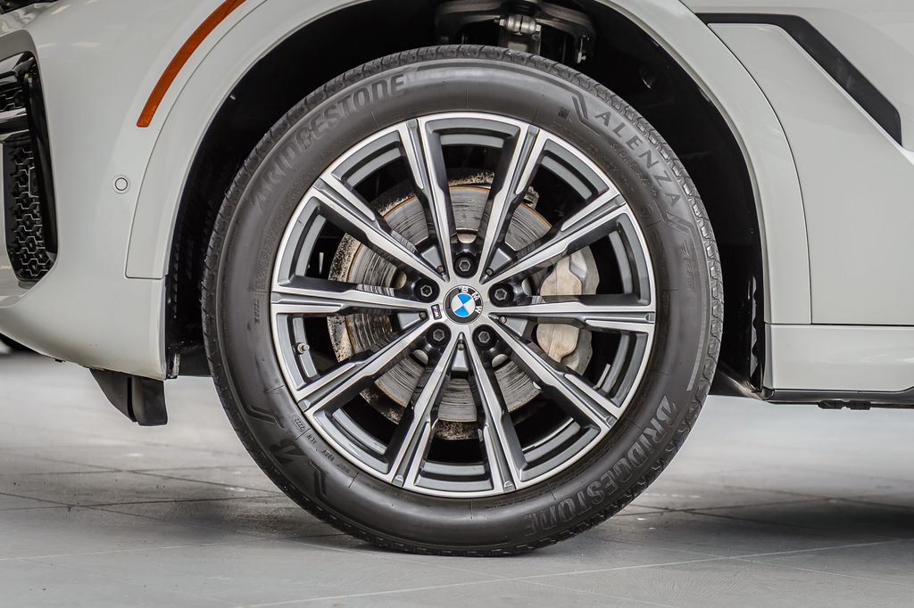 2022 BMW X6 X6 40i xDRIVE M SPORT - WHITE ON RED - NAV - CARPLAY - LOADED  - 22953893 - 9