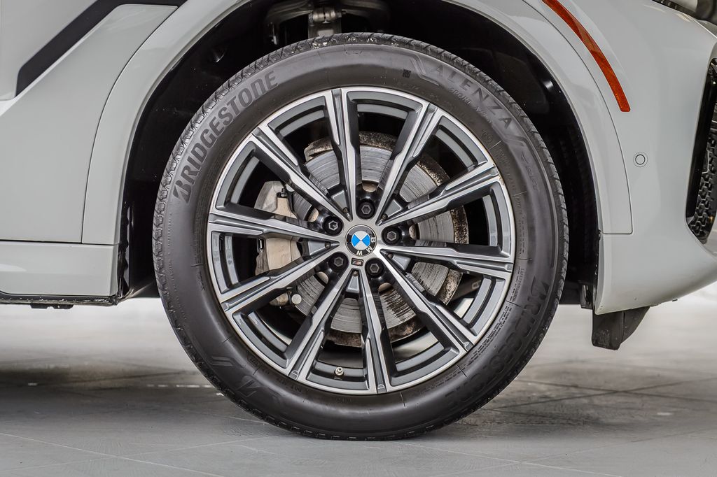 2022 BMW X6 X6 40i xDRIVE M SPORT - WHITE ON RED - NAV - CARPLAY - LOADED  - 22953893 - 12