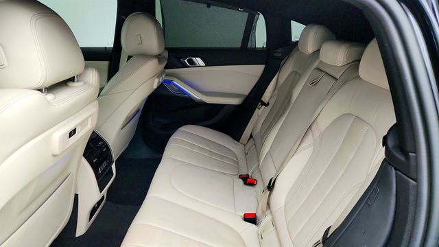 2022 BMW X6 xDrive40i w/ Executive, M Sport & Parking Assistance Packages - 22994756 - 21