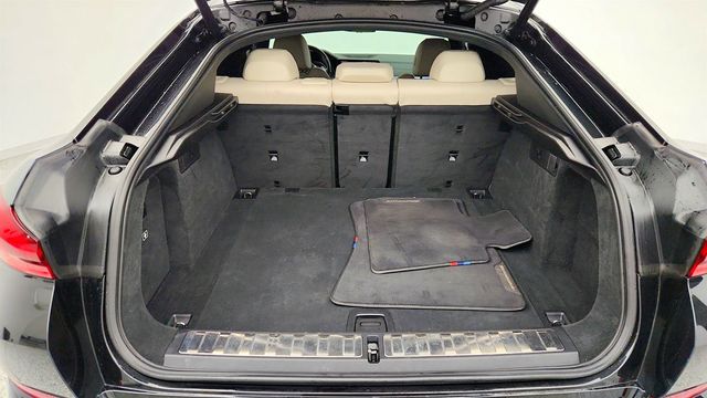 2022 BMW X6 xDrive40i w/ Executive, M Sport & Parking Assistance Packages - 22994756 - 22