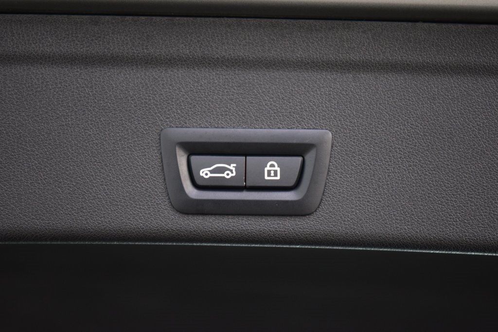 2022 BMW X6 M Sports Activity Coupe - 22979354 - 26