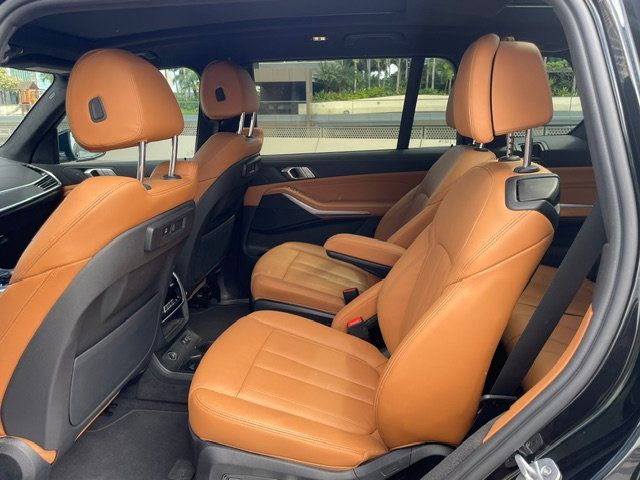 2022 BMW X7 LOADED X7, M SPORT PACKAGE - 23055037 - 18