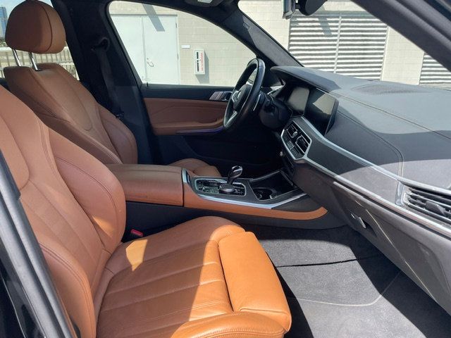 2022 BMW X7 LOADED X7, M SPORT PACKAGE - 23055037 - 22