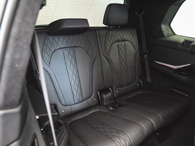 2022 BMW X7 M50i - 22974605 - 35