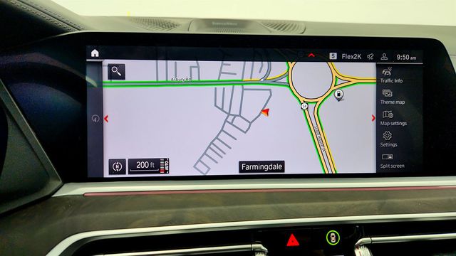 2022 BMW X7 M50i SAV w/ B&W Diamond SS + Executive & Luxury Seating Packages - 22963370 - 16