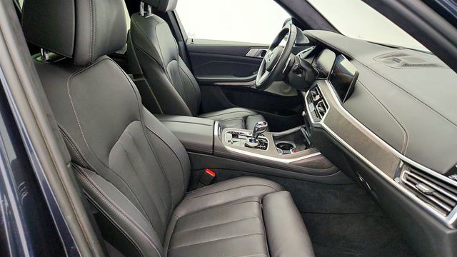 2022 BMW X7 M50i SAV w/ B&W Diamond SS + Executive & Luxury Seating Packages - 22963370 - 22