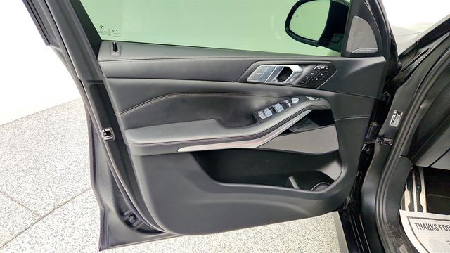 2022 BMW X7 M50i SAV w/ Driver Assist Pro, Executive & Luxury Seating Pkgs - 23006224 - 10