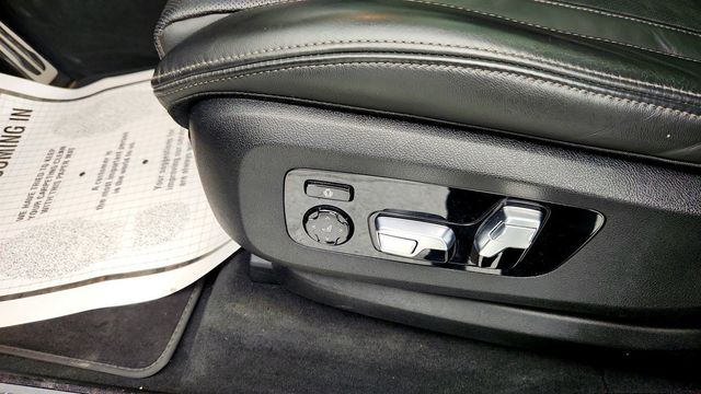 2022 BMW X7 M50i SAV w/ Driver Assist Pro, Executive & Luxury Seating Pkgs - 23006224 - 11