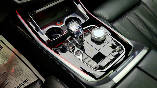 2022 BMW X7 M50i SAV w/ Driver Assist Pro, Executive & Luxury Seating Pkgs - 23006224 - 16