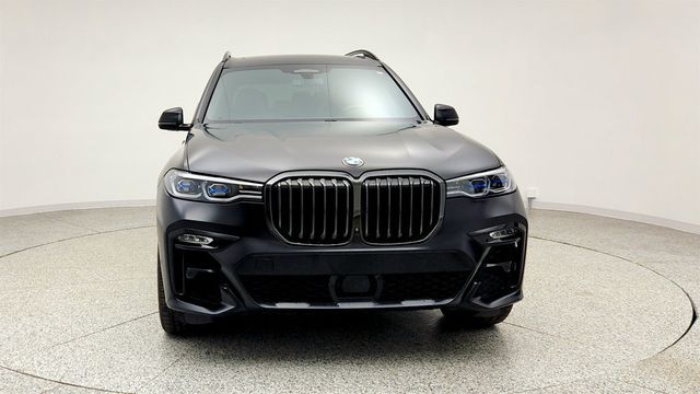 2022 BMW X7 M50i SAV w/ Driver Assist Pro, Executive & Luxury Seating Pkgs - 23006224 - 1