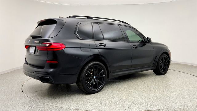 2022 BMW X7 M50i SAV w/ Driver Assist Pro, Executive & Luxury Seating Pkgs - 23006224 - 4