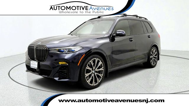 2022 BMW X7 M50i SAV w/ Driving Assistance Pro Pkg & Executive Pkg - 23079089 - 0
