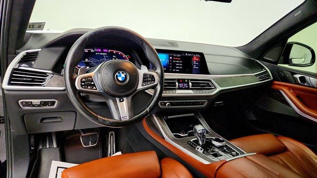 2022 BMW X7 M50i SAV w/ Driving Assistance Pro Pkg & Executive Pkg - 23079089 - 12