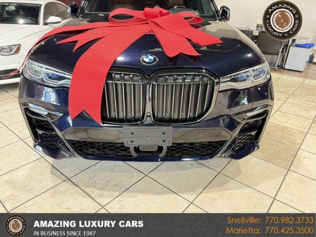 2022 Bmw X7 M50i photo 2