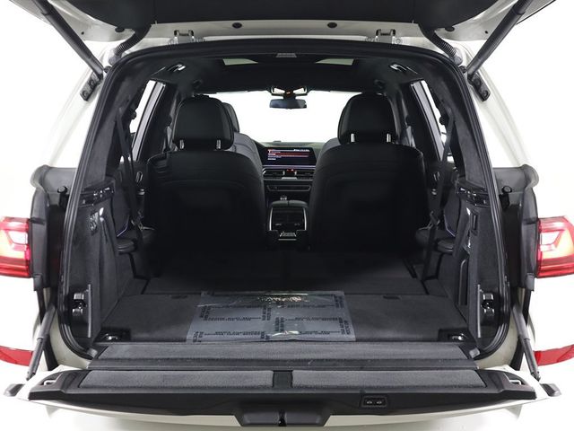 2022 BMW X7 M50i Sports Activity Vehicle - 22883113 - 23