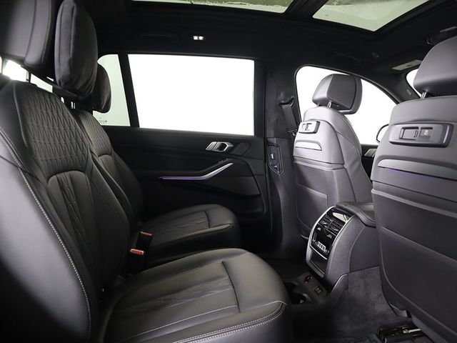 2022 BMW X7 M50i Sports Activity Vehicle - 22883113 - 42