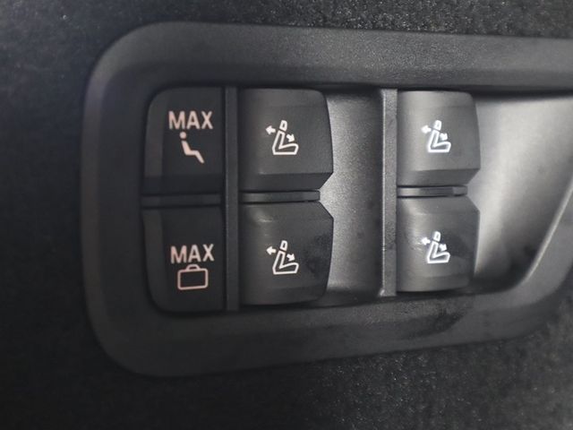 2022 BMW X7 M50i Sports Activity Vehicle - 22883113 - 69