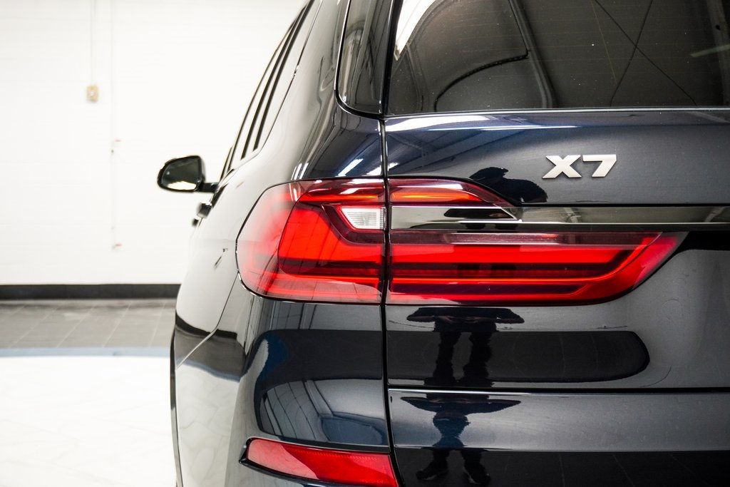 2022 Bmw X7 M50i photo 13