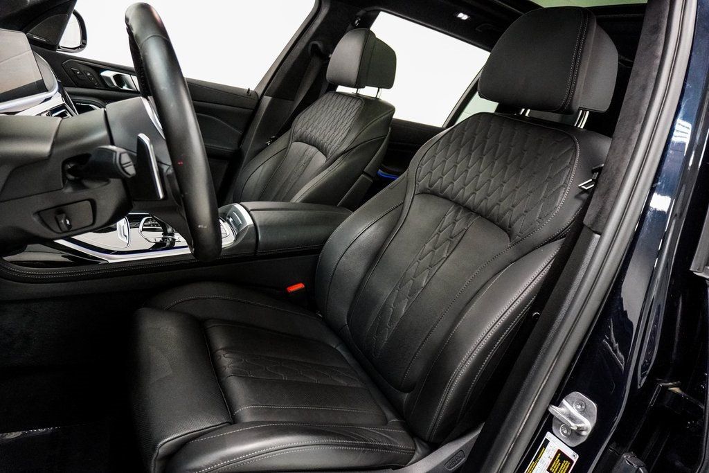 2022 Bmw X7 M50i photo 17