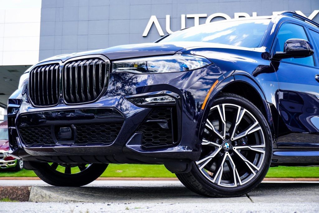 2022 Bmw X7 M50i photo 2